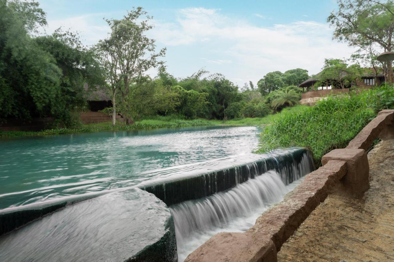 Hampi'S Whiskers Resort Екстериор снимка