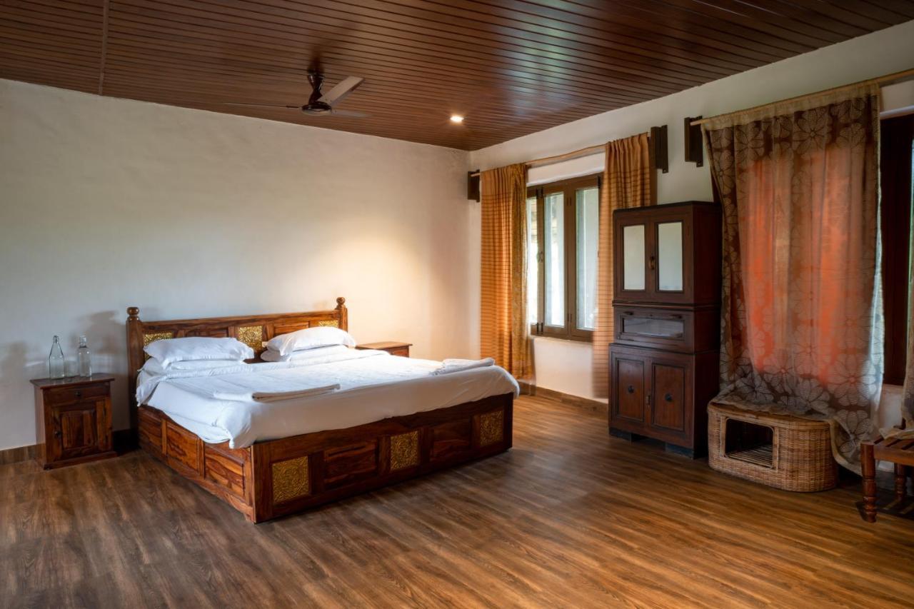 Hampi'S Whiskers Resort Екстериор снимка